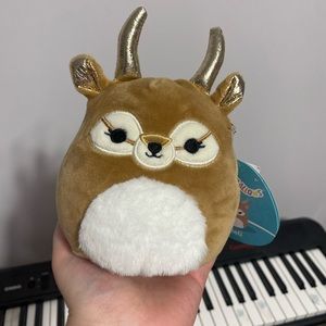 Kieli the antelope 5’inch squishmallow!